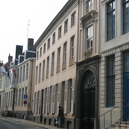B&B La Maison Zenasni Bruges Exterior photo